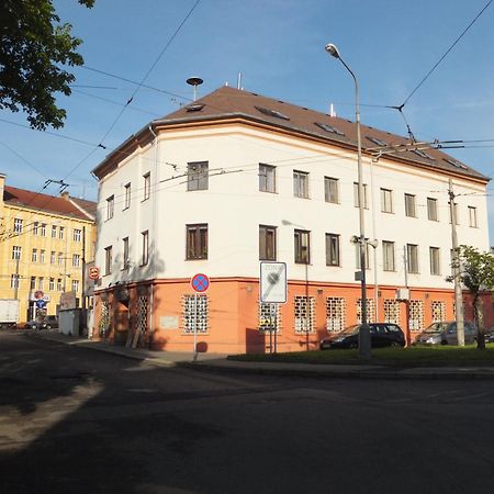 柯伐退休金酒店 Ústí nad Labem 外观 照片